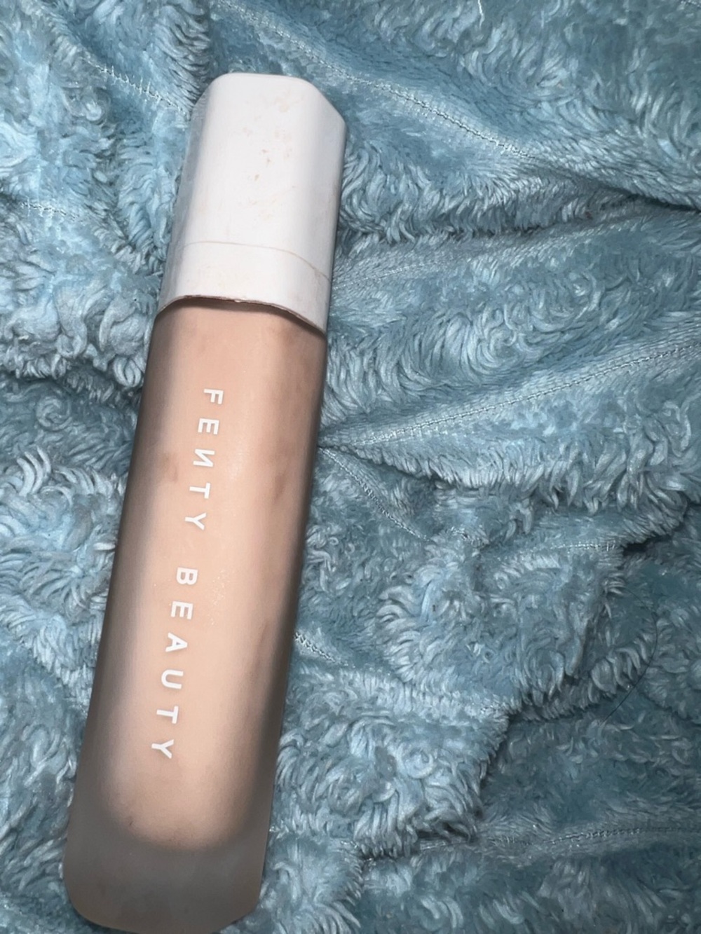 Fenty Beauty Foundation - Beige Nude